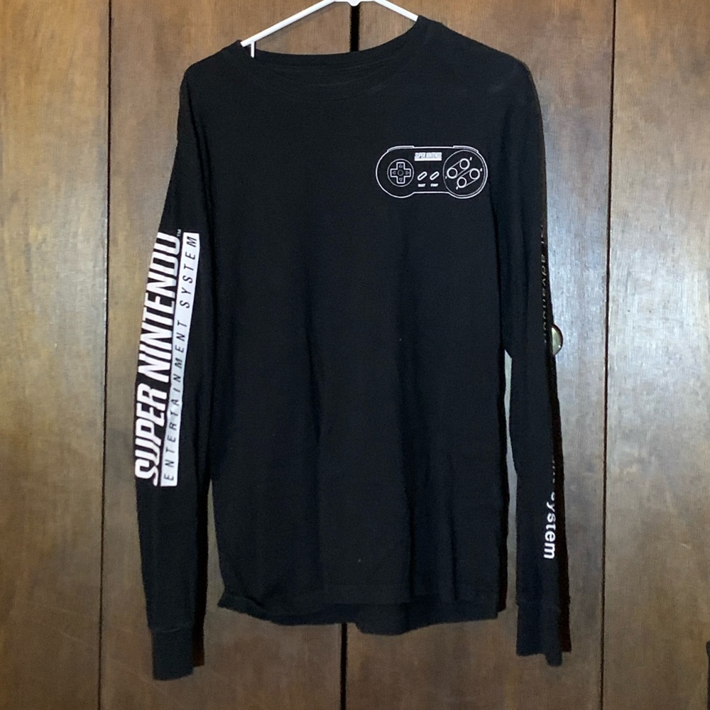 Forever 21 x Super Nintendo Longsleeve